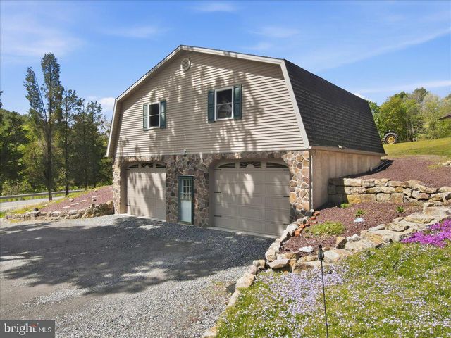 4880 LITTLE GAP RD, Kunkletown, PA 18058
