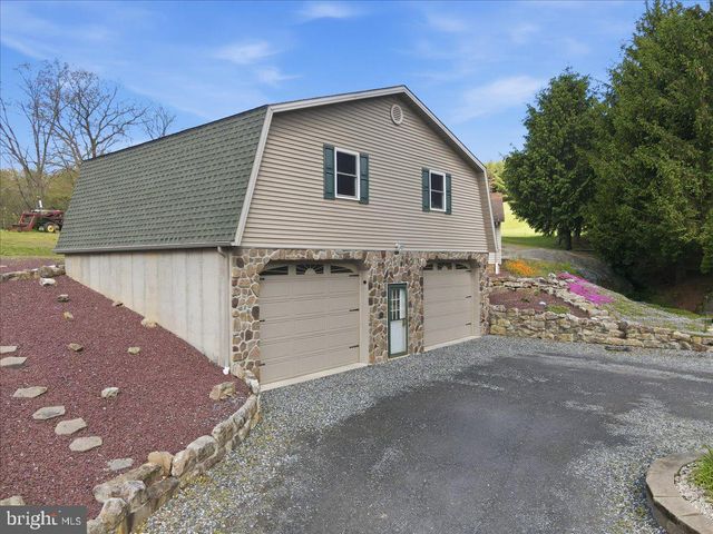 4880 LITTLE GAP RD, Kunkletown, PA 18058