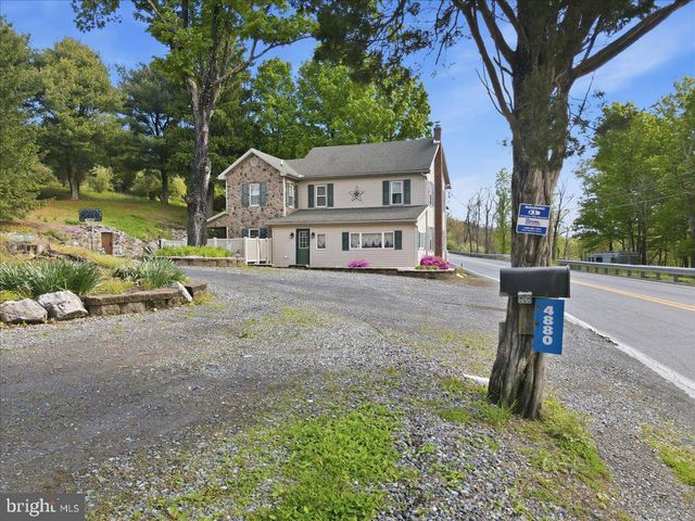 4880 LITTLE GAP RD, Kunkletown, PA 18058