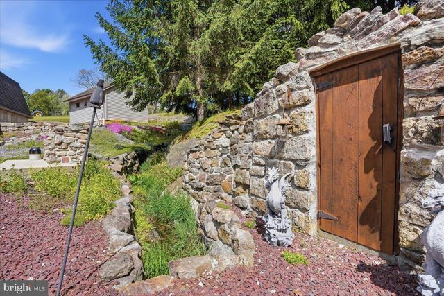 4880 LITTLE GAP RD, Kunkletown, PA 18058