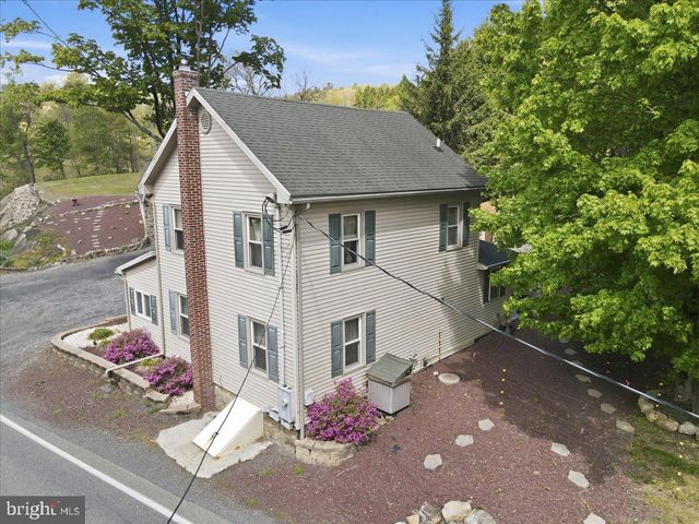 4880 LITTLE GAP RD, Kunkletown, PA 18058