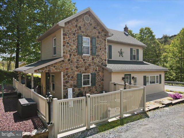 4880 LITTLE GAP RD, Kunkletown, PA 18058