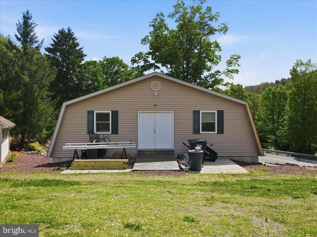 4880 LITTLE GAP RD, Kunkletown, PA 18058