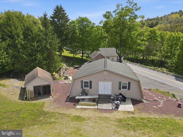 4880 LITTLE GAP RD, Kunkletown, PA 18058