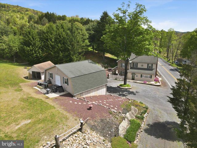 4880 LITTLE GAP RD, Kunkletown, PA 18058
