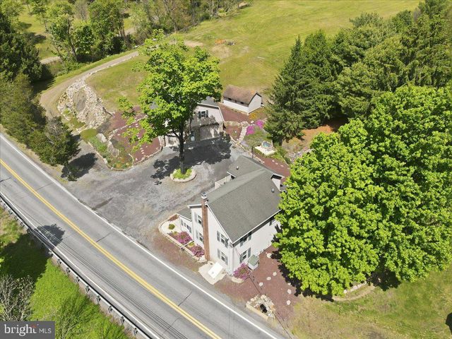 4880 LITTLE GAP RD, Kunkletown, PA 18058