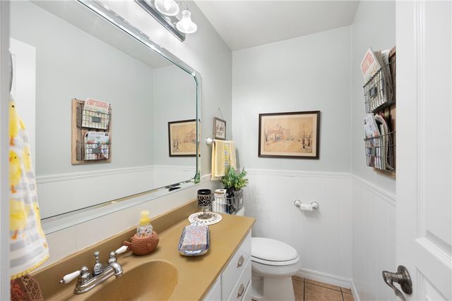 214 N Shore Drive, Russellville, AR 72802