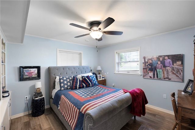 214 N Shore Drive, Russellville, AR 72802