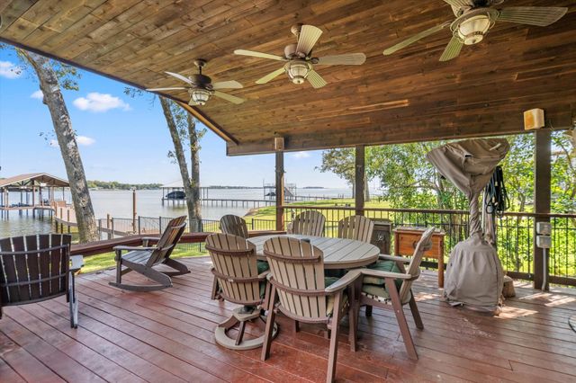 169 Deer Island Road, Mabank, TX 75156