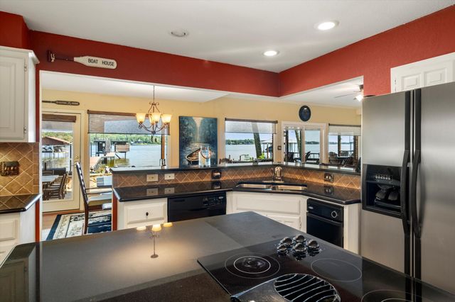 169 Deer Island Road, Mabank, TX 75156