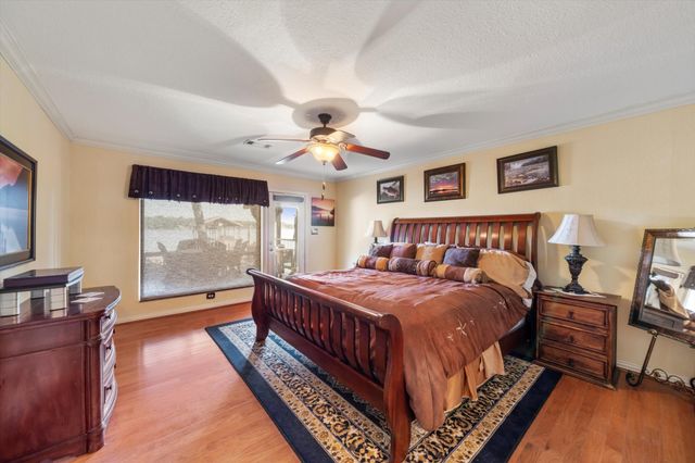 169 Deer Island Road, Mabank, TX 75156