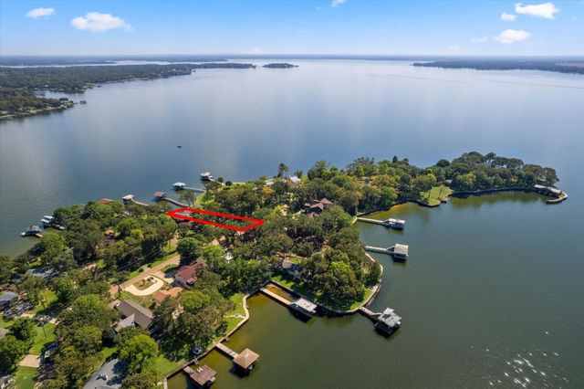169 Deer Island Road, Mabank, TX 75156