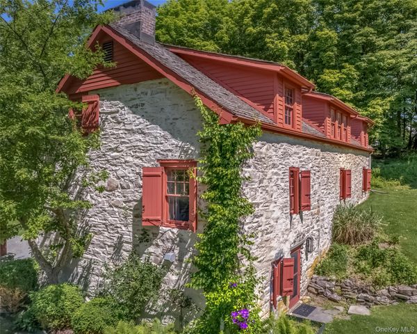 1282 Old Post Road, Ulster Park, NY 12487