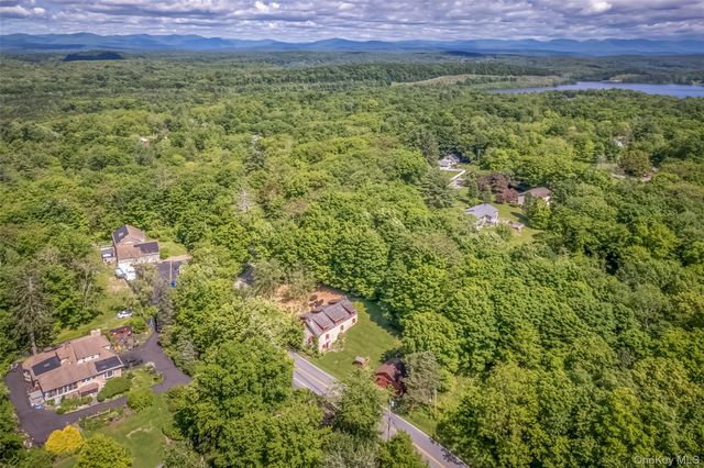 1282 Old Post Road, Ulster Park, NY 12487