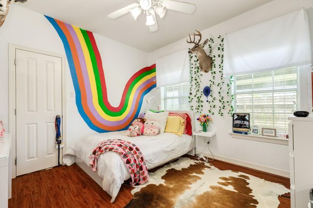 101 Mallard Dr, Clute, TX 77531