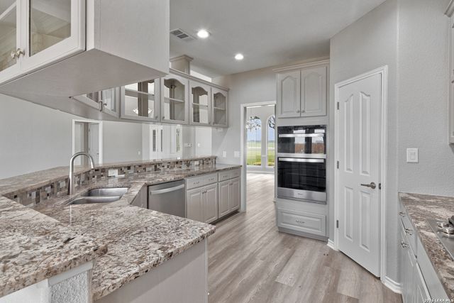 1031 Fm 20, Seguin, TX 78155