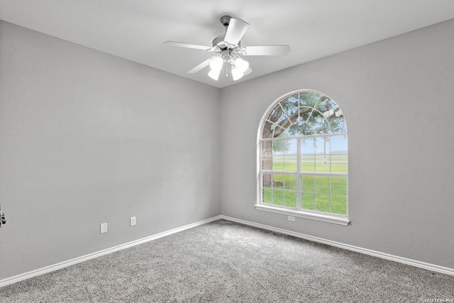 1031 Fm 20, Seguin, TX 78155