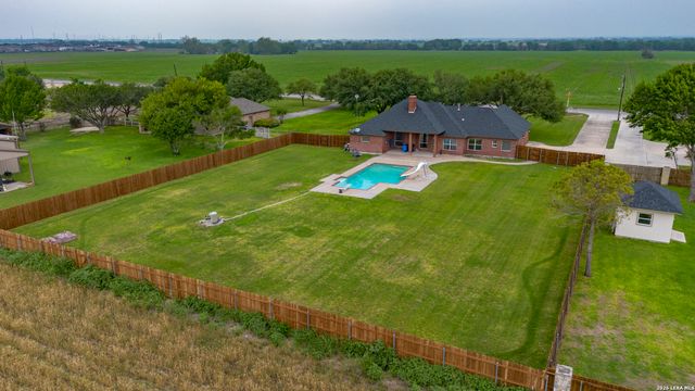 1031 Fm 20, Seguin, TX 78155