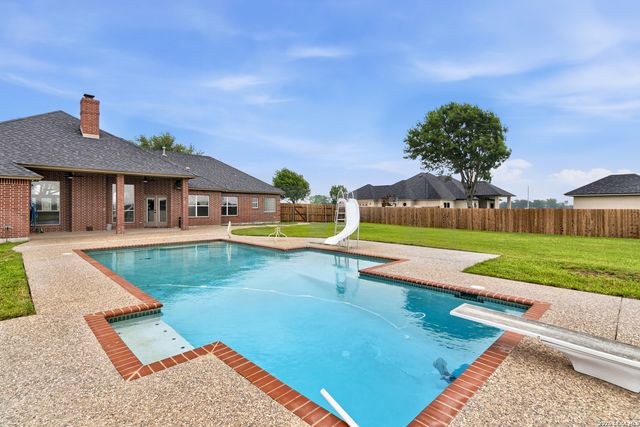1031 Fm 20, Seguin, TX 78155