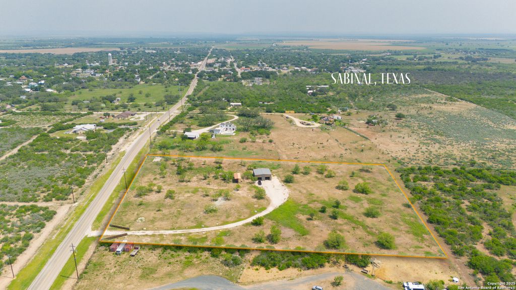 797 S Ranch Rd 187, Sabinal, TX 78881