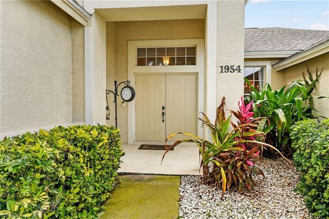 1954 Terrazzo LN, Naples, FL 34104