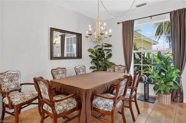 1954 Terrazzo LN, Naples, FL 34104