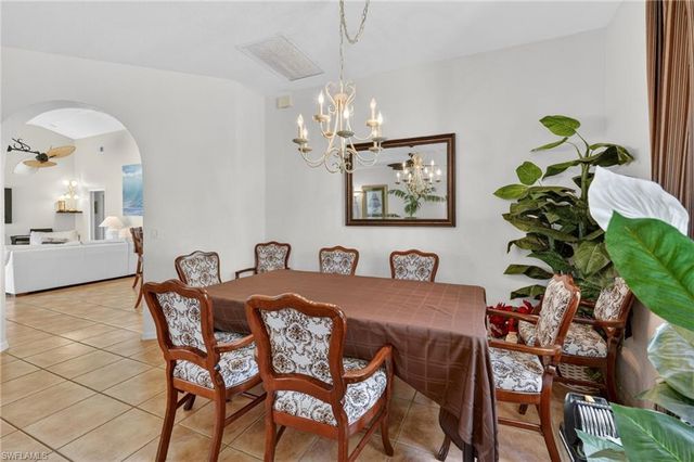 1954 Terrazzo LN, Naples, FL 34104
