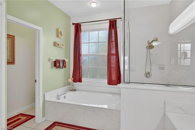 1954 Terrazzo LN, Naples, FL 34104