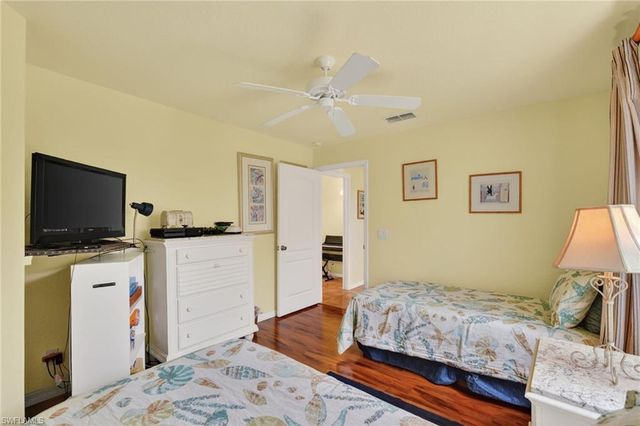 1954 Terrazzo LN, Naples, FL 34104