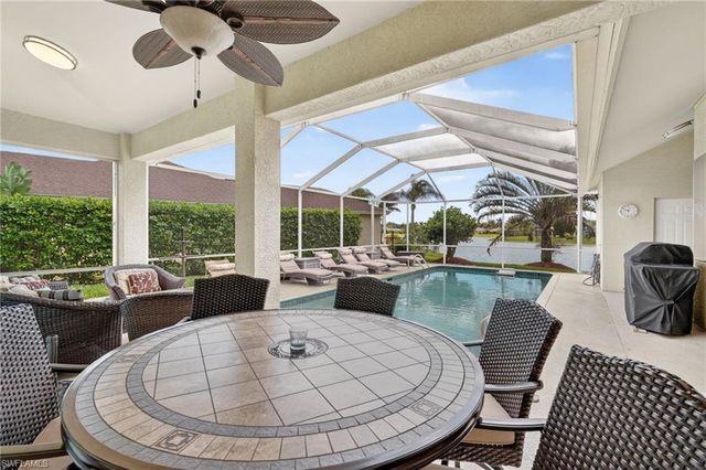 1954 Terrazzo LN, Naples, FL 34104