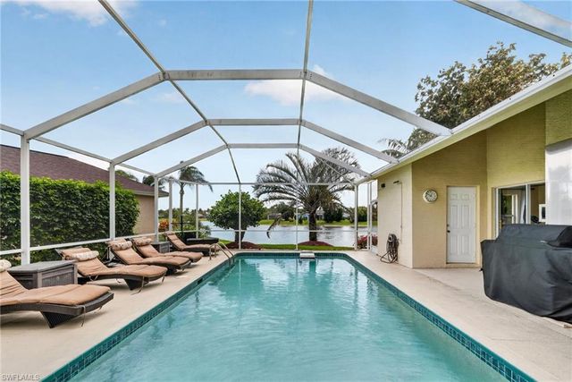 1954 Terrazzo LN, Naples, FL 34104