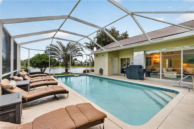 1954 Terrazzo LN, Naples, FL 34104