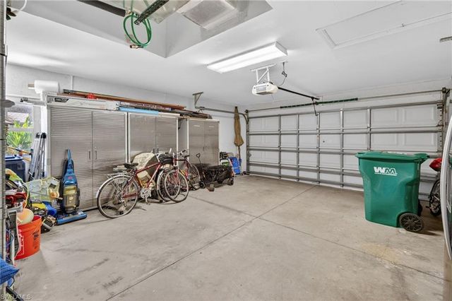1954 Terrazzo LN, Naples, FL 34104
