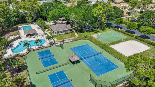 1954 Terrazzo LN, Naples, FL 34104