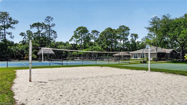 1954 Terrazzo LN, Naples, FL 34104