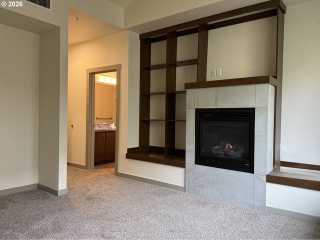 3114 Sw DOLPH Ct, Portland, OR 97219