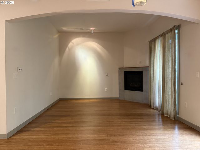 3114 Sw DOLPH Ct, Portland, OR 97219