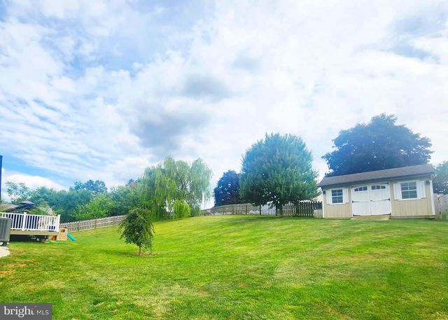 44 VERNON DRIVE, Chambersburg, PA 17202