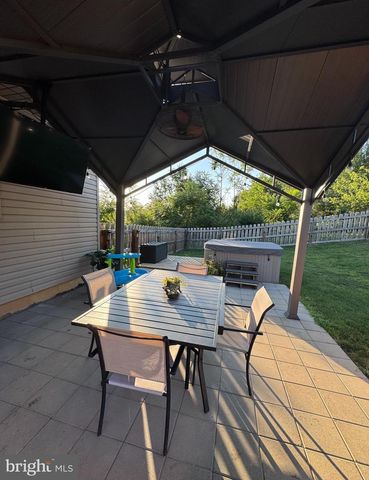 44 VERNON DRIVE, Chambersburg, PA 17202
