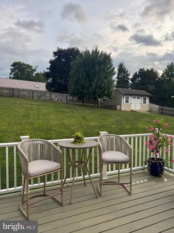 44 VERNON DRIVE, Chambersburg, PA 17202