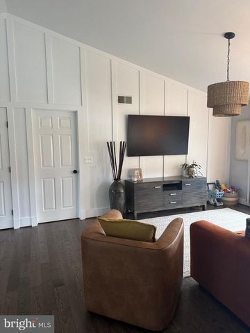 44 VERNON DRIVE, Chambersburg, PA 17202