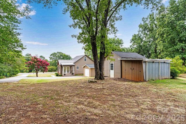 7412 W NC 10 Highway, Vale, NC 28168