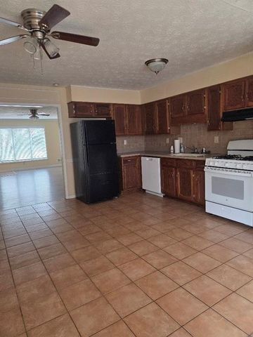 2120 Fieldstone View SE, Conyers, GA 30013