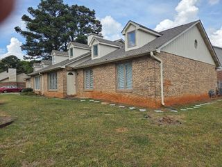 2120 Fieldstone View SE, Conyers, GA 30013