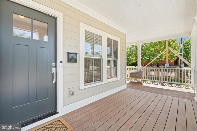 28 W CHAPMAN ST, Alexandria, VA 22301