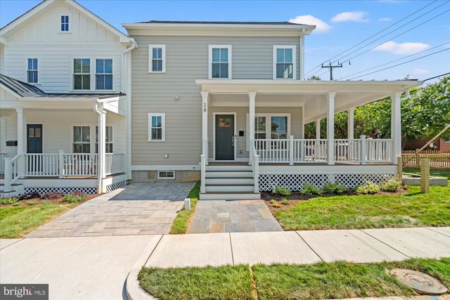 28 W CHAPMAN ST, Alexandria, VA 22301