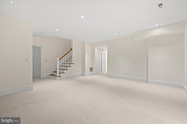 28 W CHAPMAN ST, Alexandria, VA 22301
