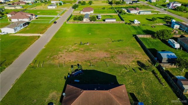 3800 Cowboy Drive, Weslaco, TX 78599