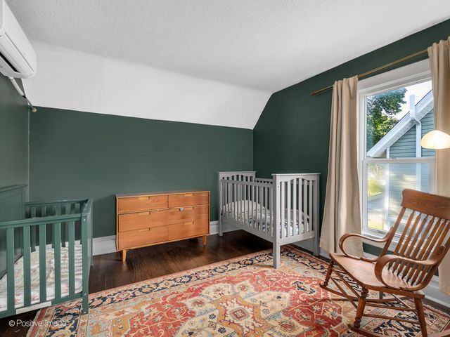 126 N Ellis Avenue, Wheaton, IL 60187