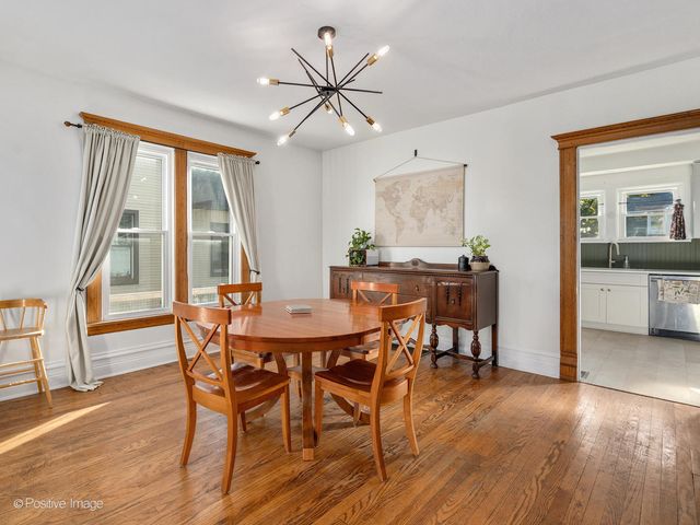 126 N Ellis Avenue, Wheaton, IL 60187